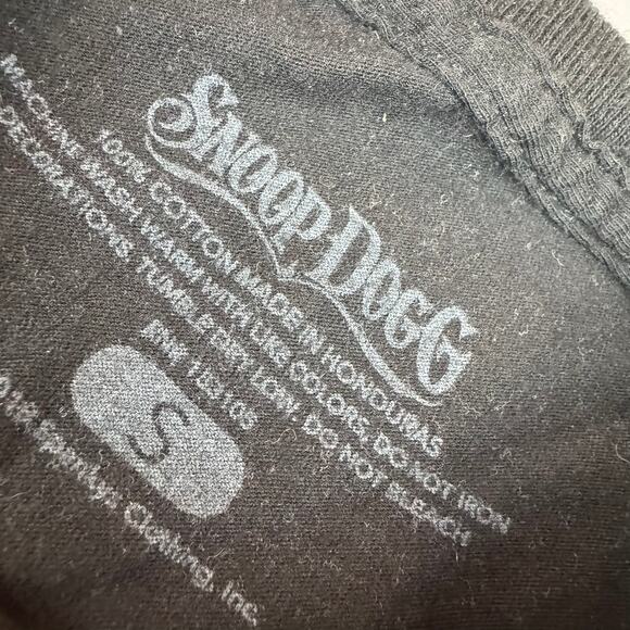 Snoop Dogg Graphic T-Shirt - Size Small - Great Condition - Picture 5 of 5